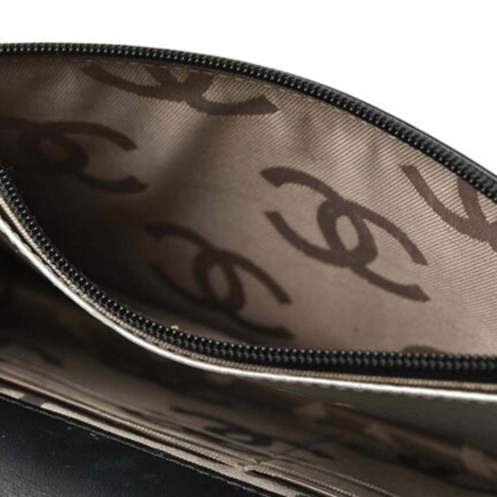 CHANEL Black Wallet - Picture 9 of 16